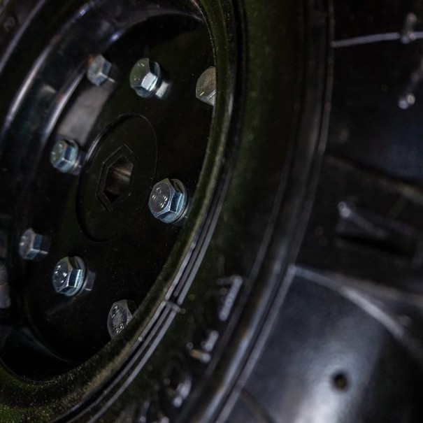 Motobineuse Blade Master MYD-750 avec kit.